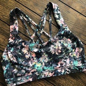 Lululemon Free To Be Serene Size 8